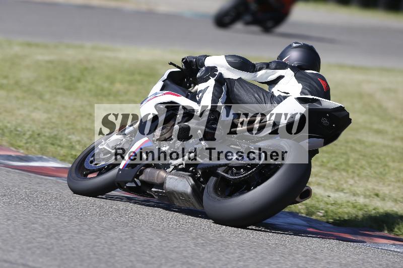 Archiv-2025/16 16.05.2025 PROMAX ADR/Gruppe gruen/unklar